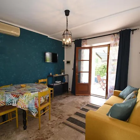 Oleandro - Giardini, Terrazze, Clima E Posti Auto Apartment