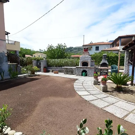 Oleandro - Giardini, Terrazze, Clima E Posti Auto Apartment