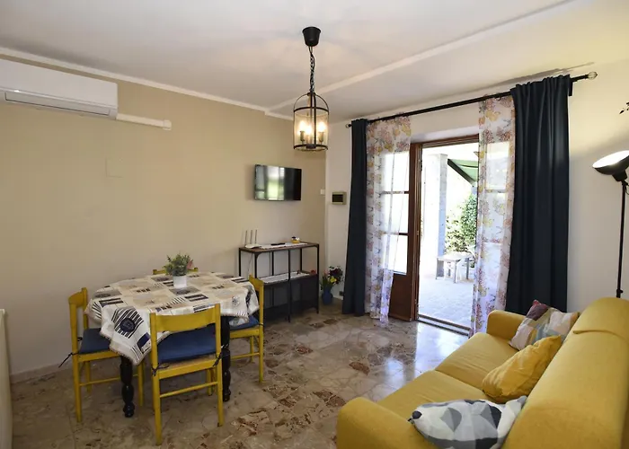 Oleandro - Giardini, Terrazze, Clima E Posti Auto Apartamento *