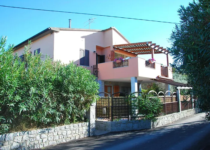 Oleandro - Giardini, Terrazze, Clima E Posti Auto Marina di Campo