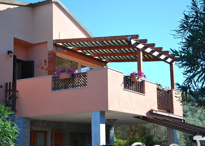 Apartamento Oleandro - Giardini, Terrazze, Clima E Posti Auto